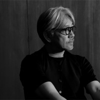 伊勢丹新宿店の開店音楽の制作を手がけた音楽家・坂本龍一氏