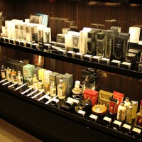 SHISEIDO MENの化粧品やトゥルフィット&ヒルのグルーミングセットなど、男のみだしなみのためのアイテムたち