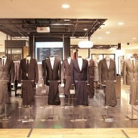 伊勢丹新宿店メンズ館2階インターナショナル クリエーターズで開催中の「ELEGANT SUITS for JAPAN PROJECT」