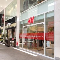 H&Mエントランス