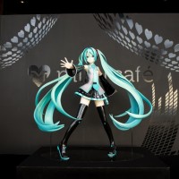 六本木ヒルズにオープンした初音ミク仕様のカフェ「miku cafe」