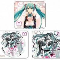 初音ミクとの限定コラボ商品（マウスパッド）