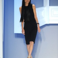 メルセデスベンツ・ファッションウィークに登場したヴェラ・ウォン