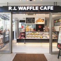 R.L WAFFLE CAFE