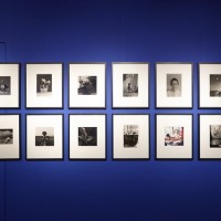 銀座アルマーニで寺山修司、細江英公、森山大道ら70年代東京写真展開催中