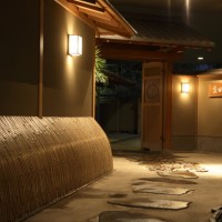 三越日本橋本店／三越オリジナルバスツアー～魯山人の器で食す「福田屋」の美食（税込み4万5,000円）