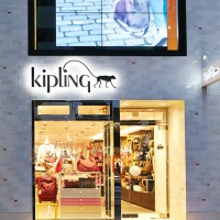 「キプリング（kipling）」表参道店ファサード