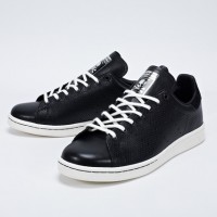 「Stan Smith mastermind」 1万8,000円