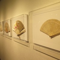 銀座ミキモト本店「アンティークジュエリー＆ウォッチ」展の扇子