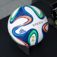 アディダスのW杯カフェ、六本木ヒルズに限定オープン。EXILEイメージソング公開