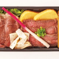 米沢 琥珀堂／「猪」突「牛」進弁当