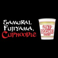 日清カップヌードルCMで、徳田幸太郎が甲冑姿でフリースタイルフットボール披露