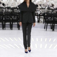 LOOK 56,BLACK CASHMERE JACKET WITH BLACK WOOL PANTS.