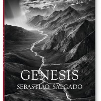 タッシェンのアートブック「GENESIS」