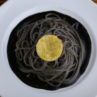 イル リトローボ「イカスミのパスタ  解体と再構築 ～夜空と満月～」