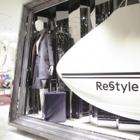 「ReStyle」の文字が躍る飛行機ボディ