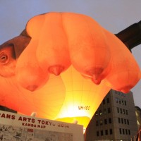 巨大気球作品「スカイホェール（Skywhale）」