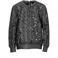 OVERSIZED CREWNECK PULLOVER WITH LASER CUT PAISELY（伊勢丹新宿店限定） 24万円</br>特殊なレーザーカットでペイズルー柄を表 現したアレキサンダーワンらしい手の込ん だ限定ブルゾン。