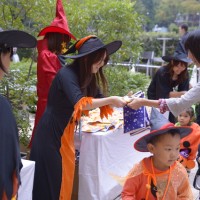 ハロウィンパレードも開催