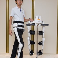 ロボットスーツ「HAL（R）」