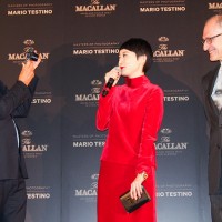 マリオ・テスティーノ、菊池凛子、ザ・マッカランのモルト担当ディレクターのケン・グリア