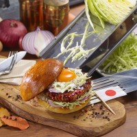 特製バーガー「Tokyo Teriyaki バーガー」（1,000円）