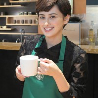 スターバックス ラテの大ファンであるホラン千秋さん