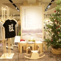 クリスマスオーナメントも展開