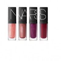 「NARS Holiday 2014 Gifting Collection」から「NARS テックファッション」（4,320円）