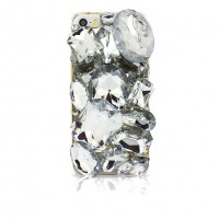 アイフォリア iPhone5/5S用ケース  「BLING DELUXE-REAL RHINESTONES」（7,944円）