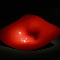 田中信行「触生の記憶」 2004／2008年 乾漆／漆、麻布 110×86×23 cm 撮影:山本 糾