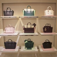 伊勢丹新宿店にバリーのポップアップショップ「New Bally Collection by Pablo Coppola」がオープン（1階ハンドバッグ／プロモーションスペース）