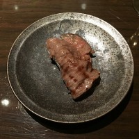 焼肉不毛の地・青山にスタイリッシュな焼肉店「焼肉 碧山」オープン