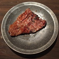 焼肉不毛の地・青山にスタイリッシュな焼肉店「焼肉 碧山」オープン