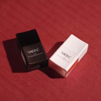 「VICTORIA,VICTORIA BECKHAM FOR NAIL INC」（4,700円／デュオセット8,400円）