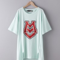 限定カラーTシャツ（2万1,000円）