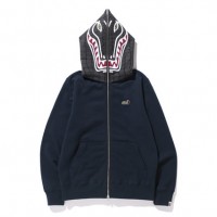 「HOODIE」（1万4,000円）