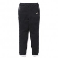 「SWEAT PANTS」（1万6,000円）