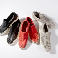 LAIKA／2万2,000円／ブラック、レッド、グレー／35から39サイズ／100% COW LEATHER