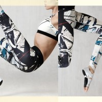 NikeLab × JFS デジタル プリント タイツ（1万4,000円）