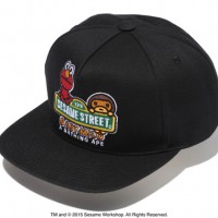 「SESAME STREET(R) SNAPBACK CAP」（税込8,856円）