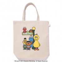 「SESAME STREET(R) TOTE BAG」（税込4,536円）