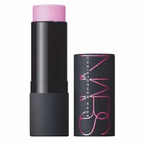 「NARS シルミネイティングマルティプル 1576」（4,800円）