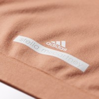 adidas by Stella McCartney YO シームレスタンク（9,000円）