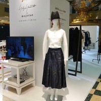 「YOHJI YAMAMOTO × 麻世妙（まよたえ）」期間限定イベント（日本橋三越本店）