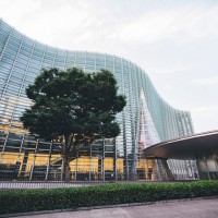 Diorが国立新美術館で15-16AWのショー。リアーナ、菜々緒、夏帆、ローラ、マッピーが観覧