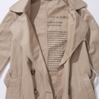 レンチコート「Trench Coat」（5万8,000円）