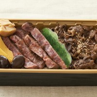 「香川／讃岐食堂」オリーブ牛・土佐あかうし弁当