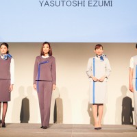 江角泰俊がフォルクスワーゲンの制服をデザイン