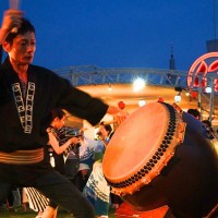 盆踊り会場の様子（伊勢丹新宿店屋上）